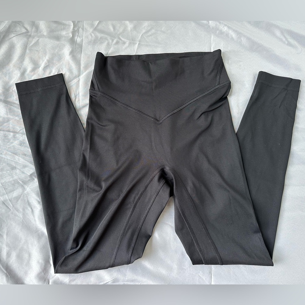 Lululemon Breeze Through Tights